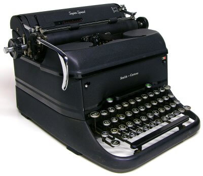 Antique Black Typewriter | Uniquely Chic Vintage Rentals