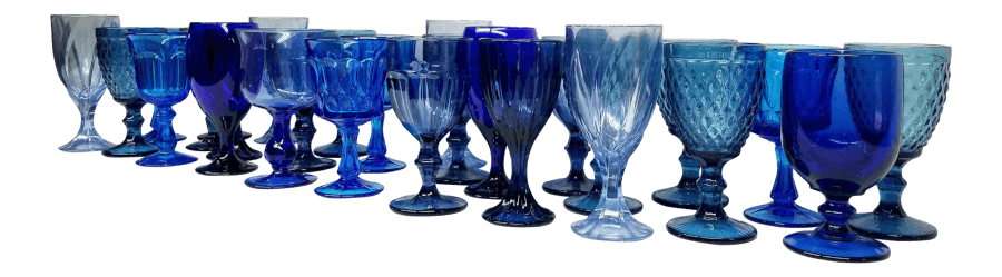 Blue Glass Goblets | Uniquely Chic Vintage Rentals