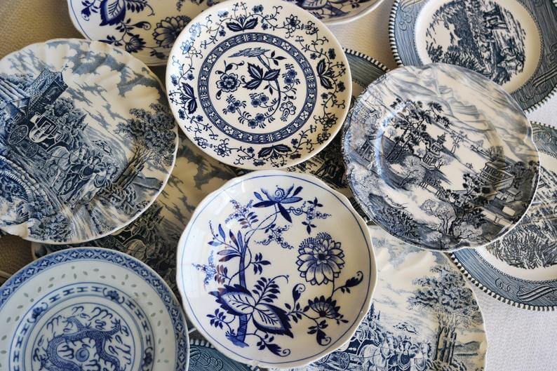 Vintage Blue & White Salad / Appetizer Plates