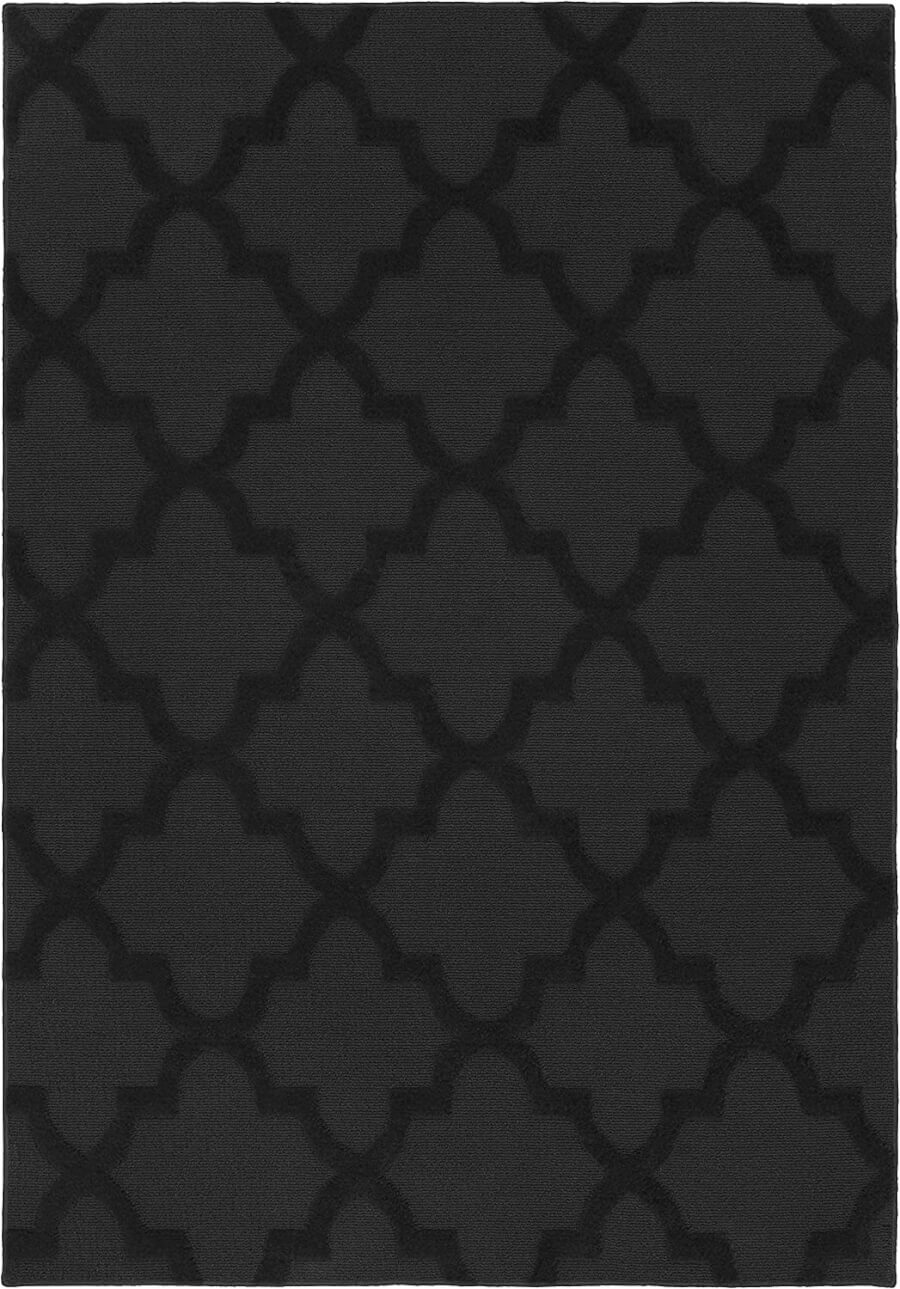 Black Quatrefoil Rug